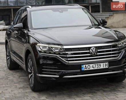 Черный Фольксваген Туарег, объемом двигателя 2.97 л и пробегом 252 тыс. км за 40500 $, фото 11 на Automoto.ua