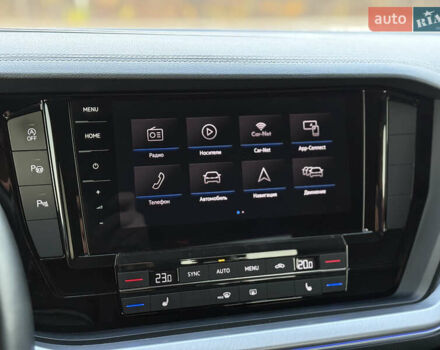 Черный Фольксваген Туарег, объемом двигателя 2.97 л и пробегом 280 тыс. км за 37900 $, фото 20 на Automoto.ua