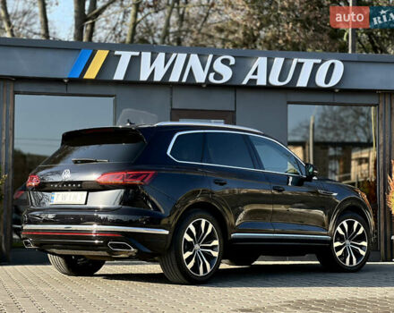 Чорний Фольксваген Туарег, об'ємом двигуна 3 л та пробігом 166 тис. км за 49900 $, фото 19 на Automoto.ua