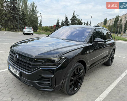 Чорний Фольксваген Туарег, об'ємом двигуна 3 л та пробігом 190 тис. км за 44500 $, фото 2 на Automoto.ua