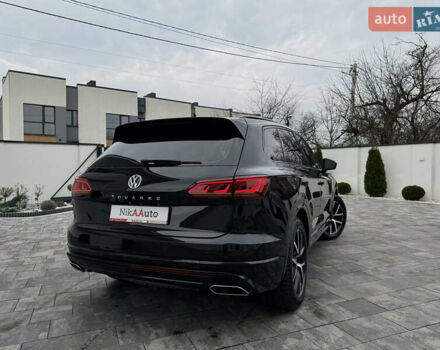 Чорний Фольксваген Туарег, об'ємом двигуна 3 л та пробігом 105 тис. км за 57888 $, фото 10 на Automoto.ua