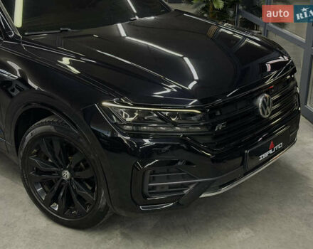 Черный Фольксваген Туарег, объемом двигателя 2.97 л и пробегом 172 тыс. км за 50500 $, фото 2 на Automoto.ua