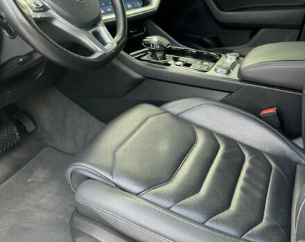 Черный Фольксваген Туарег, объемом двигателя 2.97 л и пробегом 162 тыс. км за 48500 $, фото 6 на Automoto.ua