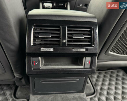 Чорний Фольксваген Туарег, об'ємом двигуна 3 л та пробігом 99 тис. км за 57888 $, фото 45 на Automoto.ua