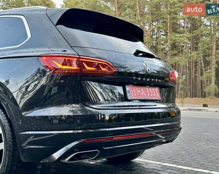 Черный Фольксваген Туарег, объемом двигателя 2.97 л и пробегом 264 тыс. км за 44000 $, фото 27 на Automoto.ua