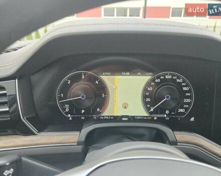 Черный Фольксваген Туарег, объемом двигателя 2.97 л и пробегом 135 тыс. км за 47000 $, фото 11 на Automoto.ua