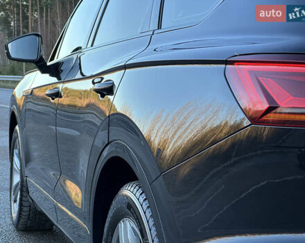 Черный Фольксваген Туарег, объемом двигателя 3 л и пробегом 259 тыс. км за 38999 $, фото 26 на Automoto.ua