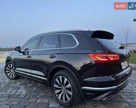 Черный Фольксваген Туарег, объемом двигателя 3 л и пробегом 229 тыс. км за 39999 $, фото 16 на Automoto.ua