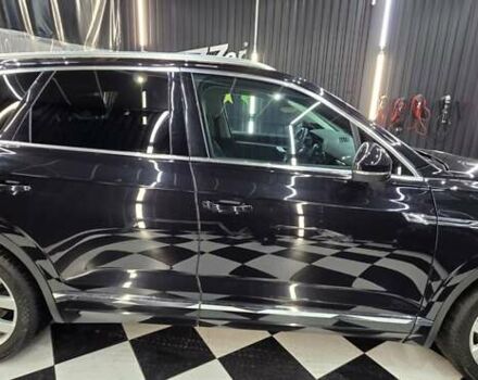 Черный Фольксваген Туарег, объемом двигателя 2.97 л и пробегом 180 тыс. км за 48500 $, фото 15 на Automoto.ua