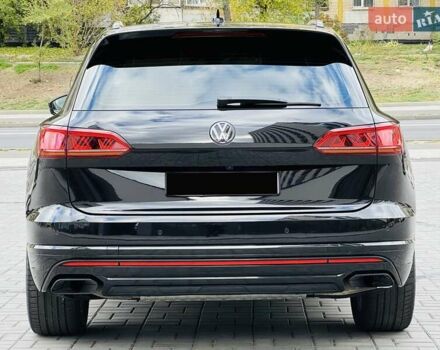 Чорний Фольксваген Туарег, об'ємом двигуна 2.97 л та пробігом 170 тис. км за 41950 $, фото 6 на Automoto.ua
