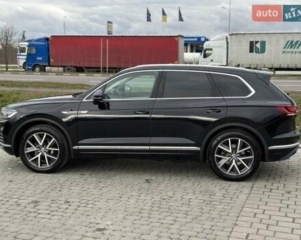 Черный Фольксваген Туарег, объемом двигателя 2.97 л и пробегом 96 тыс. км за 45500 $, фото 4 на Automoto.ua