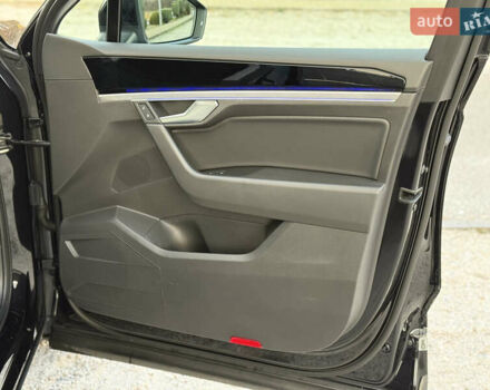 Черный Фольксваген Туарег, объемом двигателя 2.97 л и пробегом 280 тыс. км за 37900 $, фото 26 на Automoto.ua