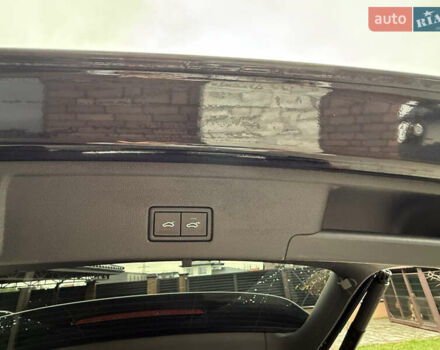 Черный Фольксваген Туарег, объемом двигателя 2.97 л и пробегом 135 тыс. км за 45500 $, фото 40 на Automoto.ua