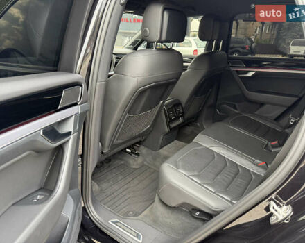 Чорний Фольксваген Туарег, об'ємом двигуна 3 л та пробігом 190 тис. км за 44500 $, фото 21 на Automoto.ua