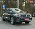 Черный Фольксваген Туарег, объемом двигателя 2.97 л и пробегом 264 тыс. км за 44000 $, фото 1 на Automoto.ua