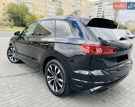 Чорний Фольксваген Туарег, об'ємом двигуна 2.97 л та пробігом 170 тис. км за 41950 $, фото 31 на Automoto.ua