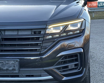 Черный Фольксваген Туарег, объемом двигателя 3 л и пробегом 259 тыс. км за 38999 $, фото 16 на Automoto.ua