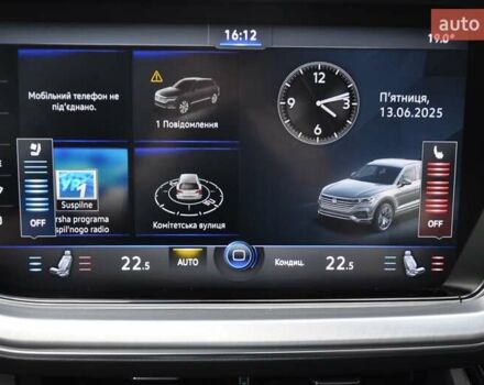 Черный Фольксваген Туарег, объемом двигателя 2.97 л и пробегом 138 тыс. км за 46400 $, фото 36 на Automoto.ua