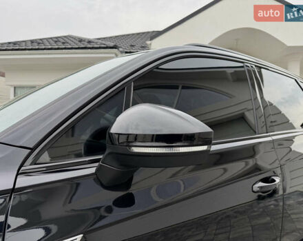 Чорний Фольксваген Туарег, об'ємом двигуна 3 л та пробігом 99 тис. км за 57888 $, фото 18 на Automoto.ua