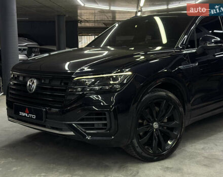Черный Фольксваген Туарег, объемом двигателя 2.97 л и пробегом 172 тыс. км за 50500 $, фото 8 на Automoto.ua