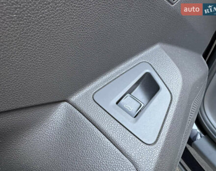 Чорний Фольксваген Туарег, об'ємом двигуна 2.97 л та пробігом 206 тис. км за 45000 $, фото 28 на Automoto.ua