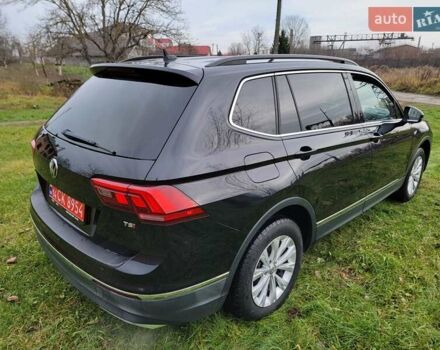 Чорний Фольксваген Туарег, об'ємом двигуна 2 л та пробігом 83 тис. км за 18900 $, фото 8 на Automoto.ua