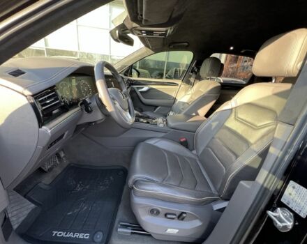 Черный Фольксваген Туарег, объемом двигателя 3 л и пробегом 194 тыс. км за 40500 $, фото 9 на Automoto.ua