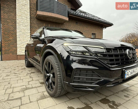 Черный Фольксваген Туарег, объемом двигателя 2.97 л и пробегом 135 тыс. км за 45500 $, фото 5 на Automoto.ua