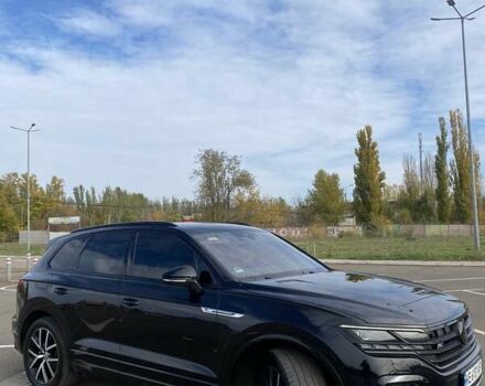 Черный Фольксваген Туарег, объемом двигателя 2.97 л и пробегом 231 тыс. км за 45500 $, фото 18 на Automoto.ua