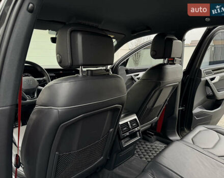 Чорний Фольксваген Туарег, об'ємом двигуна 3 л та пробігом 99 тис. км за 57888 $, фото 44 на Automoto.ua