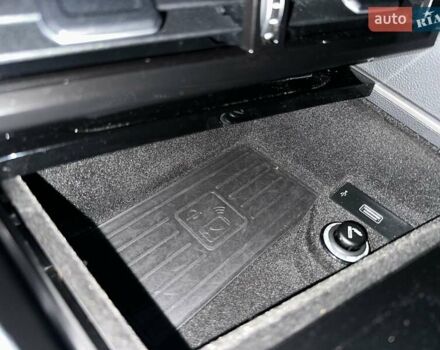 Черный Фольксваген Туарег, объемом двигателя 2.97 л и пробегом 264 тыс. км за 44000 $, фото 58 на Automoto.ua