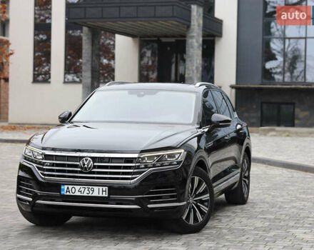Черный Фольксваген Туарег, объемом двигателя 2.97 л и пробегом 252 тыс. км за 40500 $, фото 4 на Automoto.ua
