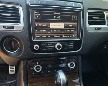 Черный Фольксваген Туарег, объемом двигателя 2.97 л и пробегом 129 тыс. км за 32000 $, фото 11 на Automoto.ua