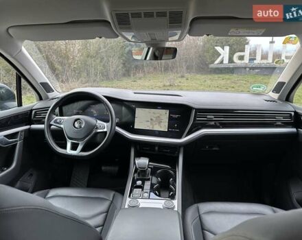 Черный Фольксваген Туарег, объемом двигателя 2.97 л и пробегом 96 тыс. км за 45500 $, фото 20 на Automoto.ua