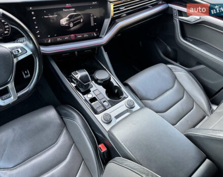 Чорний Фольксваген Туарег, об'ємом двигуна 2.97 л та пробігом 240 тис. км за 43500 $, фото 22 на Automoto.ua