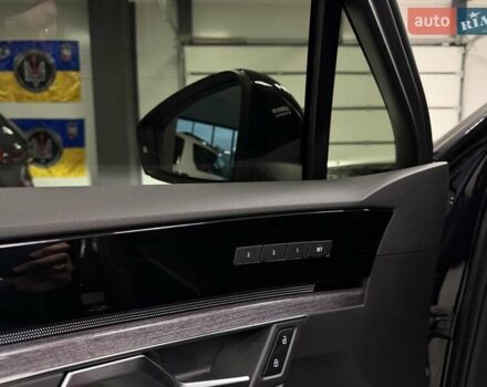 Черный Фольксваген Туарег, объемом двигателя 2.97 л и пробегом 123 тыс. км за 49900 $, фото 46 на Automoto.ua