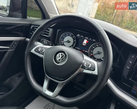 Фольксваген Туарег 2019 в Дубно на Automoto.ua Черный Фольксваген Туарег, объемом двигателя 3 л и пробегом 48 тыс. км за 43500 $, фото 40 на Automoto.ua