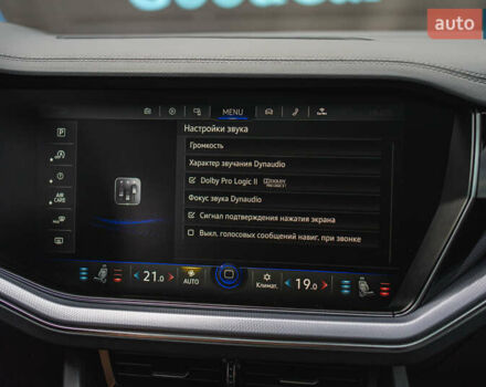 Черный Фольксваген Туарег, объемом двигателя 3.96 л и пробегом 170 тыс. км за 57777 $, фото 86 на Automoto.ua