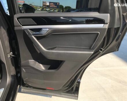 Чорний Фольксваген Туарег, об'ємом двигуна 3 л та пробігом 119 тис. км за 49990 $, фото 24 на Automoto.ua