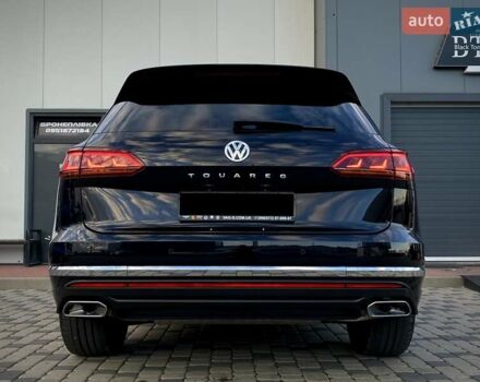 Черный Фольксваген Туарег, объемом двигателя 2.97 л и пробегом 130 тыс. км за 46500 $, фото 37 на Automoto.ua