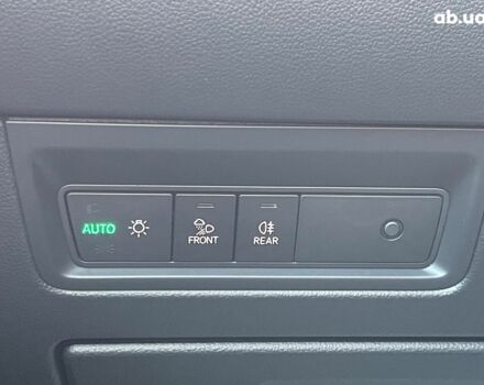 Чорний Фольксваген Туарег, об'ємом двигуна 3 л та пробігом 43 тис. км за 43990 $, фото 23 на Automoto.ua