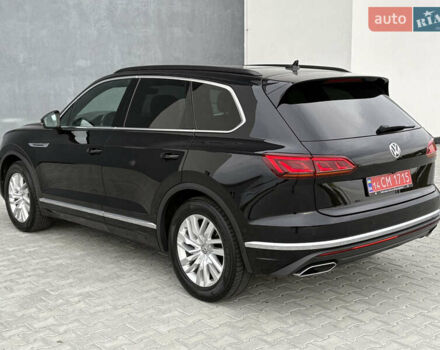 Черный Фольксваген Туарег, объемом двигателя 3 л и пробегом 188 тыс. км за 44555 $, фото 16 на Automoto.ua