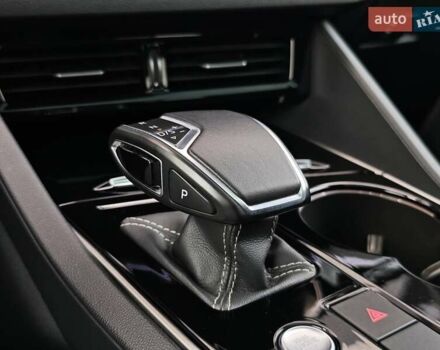 Черный Фольксваген Туарег, объемом двигателя 2.97 л и пробегом 98 тыс. км за 59980 $, фото 43 на Automoto.ua