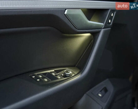 Черный Фольксваген Туарег, объемом двигателя 2.97 л и пробегом 165 тыс. км за 39900 $, фото 27 на Automoto.ua