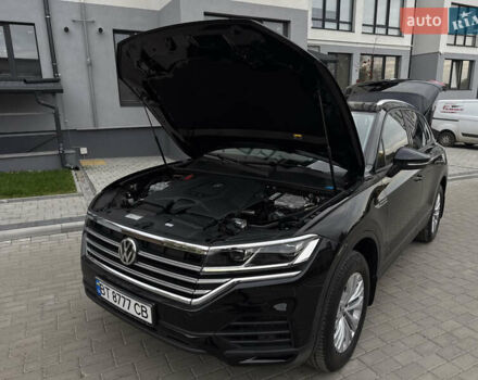 Фольксваген Туарег 2019 в Дубно на Automoto.ua Черный Фольксваген Туарег, объемом двигателя 3 л и пробегом 48 тыс. км за 43500 $, фото 64 на Automoto.ua