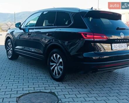Черный Фольксваген Туарег, объемом двигателя 2.97 л и пробегом 255 тыс. км за 42000 $, фото 26 на Automoto.ua
