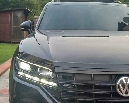 Черный Фольксваген Туарег, объемом двигателя 2.97 л и пробегом 163 тыс. км за 51500 $, фото 31 на Automoto.ua