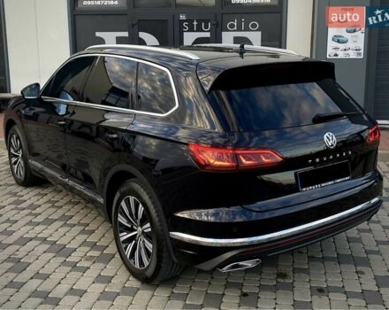 Черный Фольксваген Туарег, объемом двигателя 2.97 л и пробегом 130 тыс. км за 46500 $, фото 32 на Automoto.ua