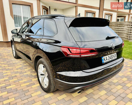 Черный Фольксваген Туарег, объемом двигателя 3 л и пробегом 195 тыс. км за 33700 $, фото 5 на Automoto.ua