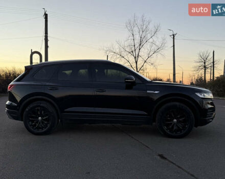 Черный Фольксваген Туарег, объемом двигателя 2.97 л и пробегом 165 тыс. км за 39900 $, фото 7 на Automoto.ua
